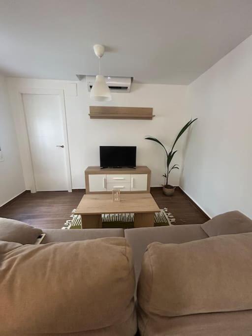 Petite California Duenas Apartment Seville Exterior photo